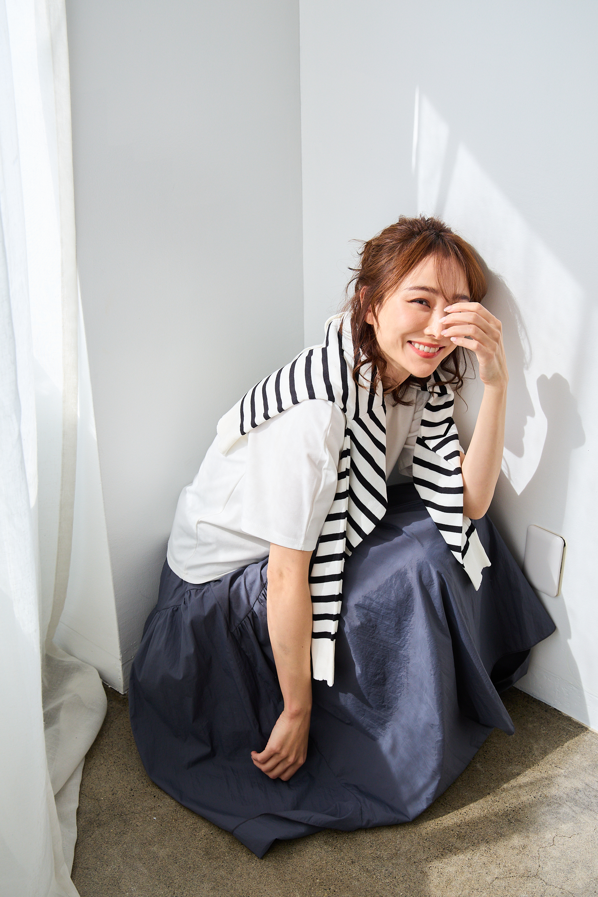 【ナイロン　アシンメトリーヘムスカート（sd）】