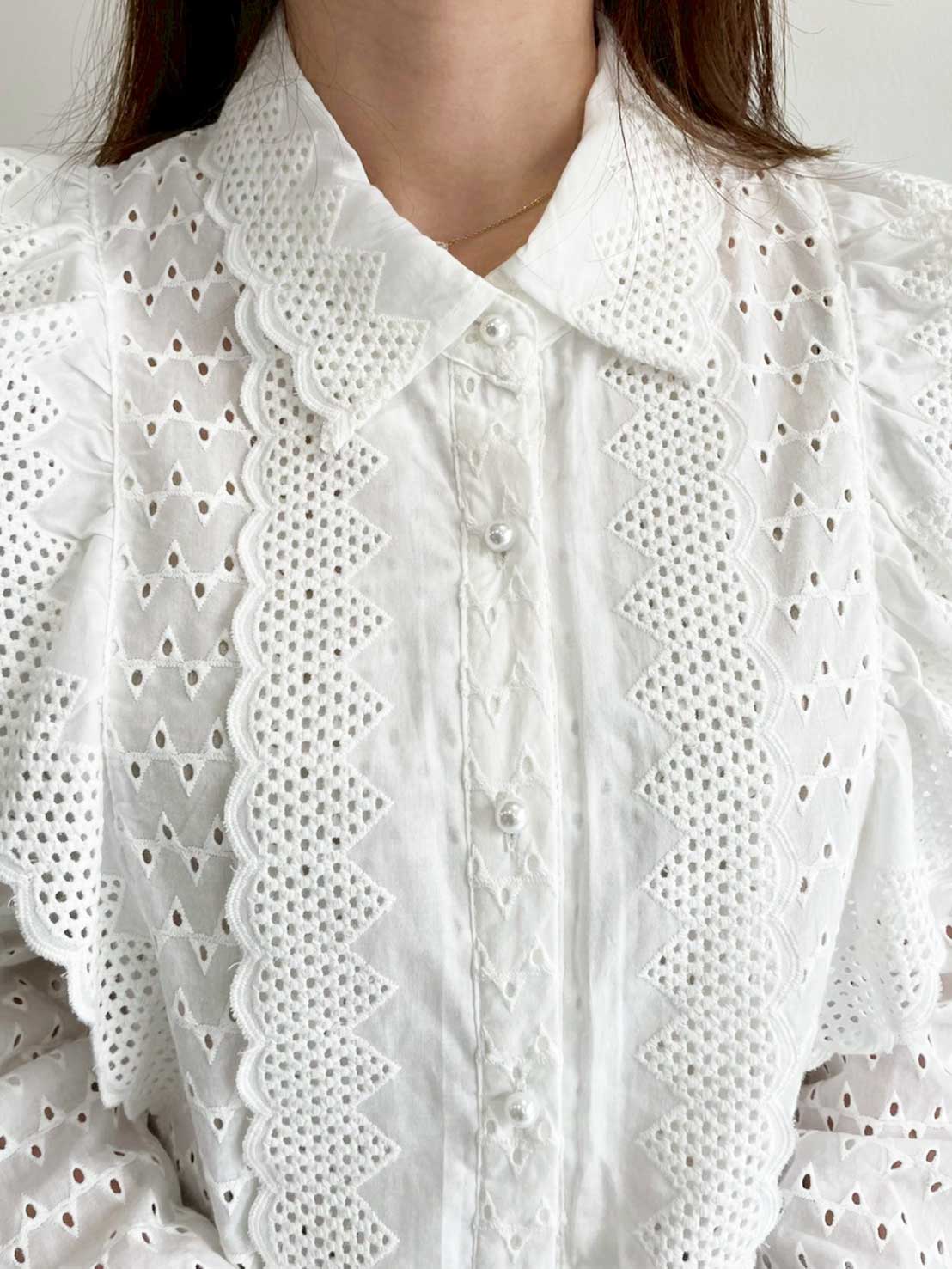 【コットンフリルブラウス（kk2503-a3）】