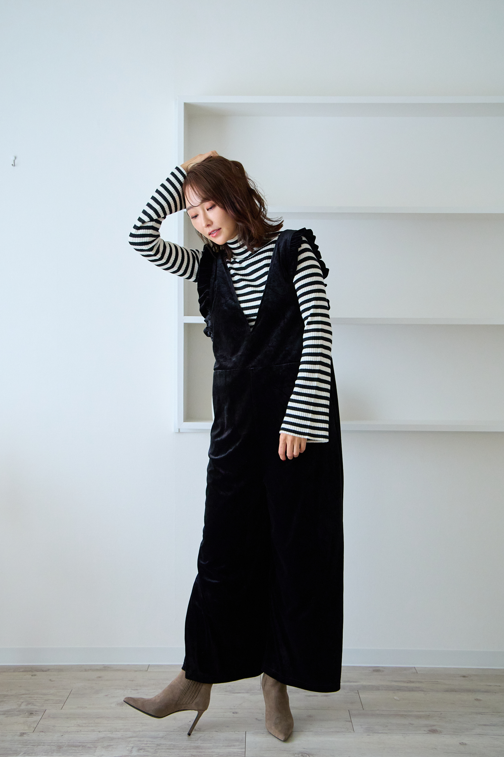 【ベロアロンパース(kbm562)】メール便OK