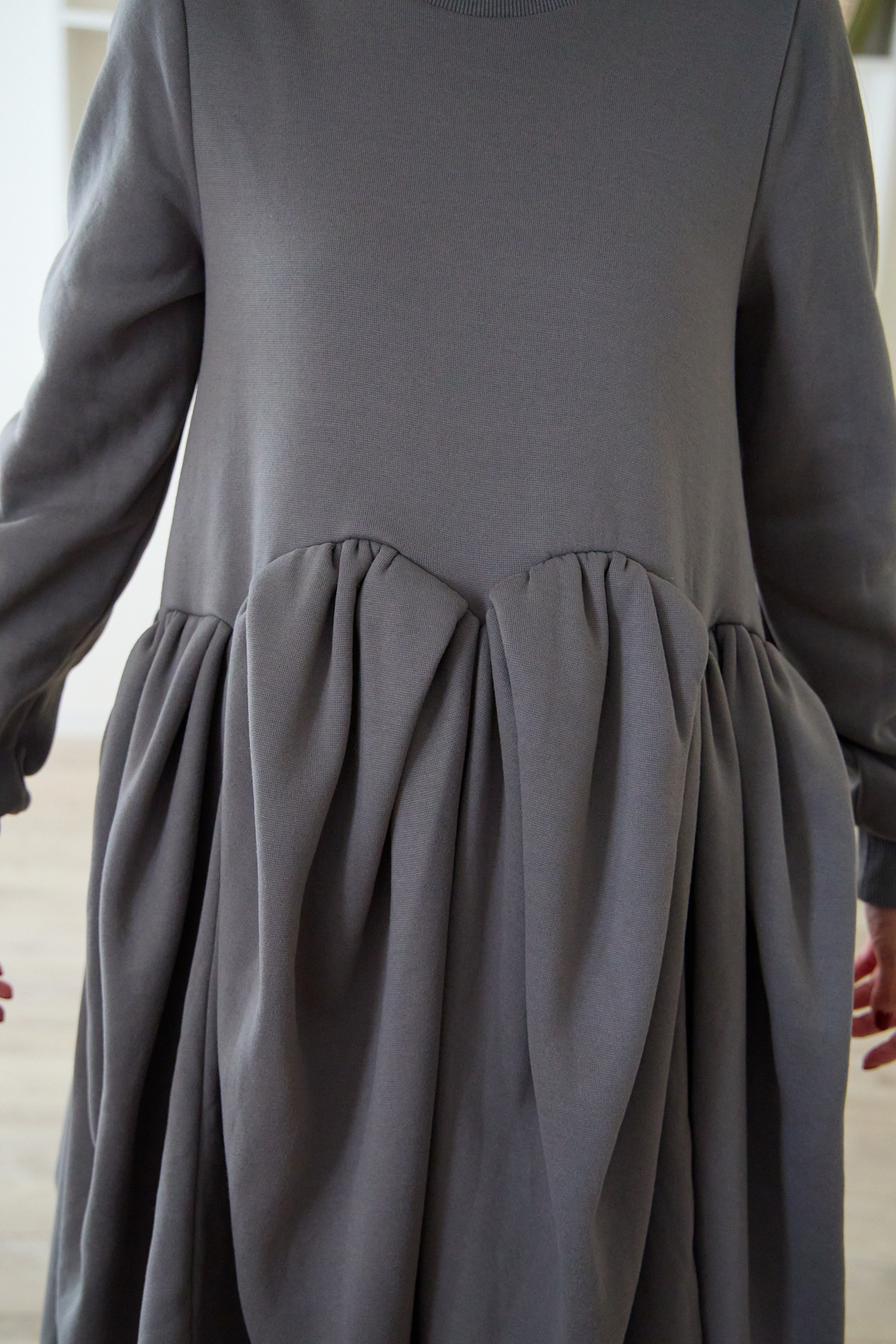 【裏起毛　ボリュームミニワンピ(kbm548)】メール便OK