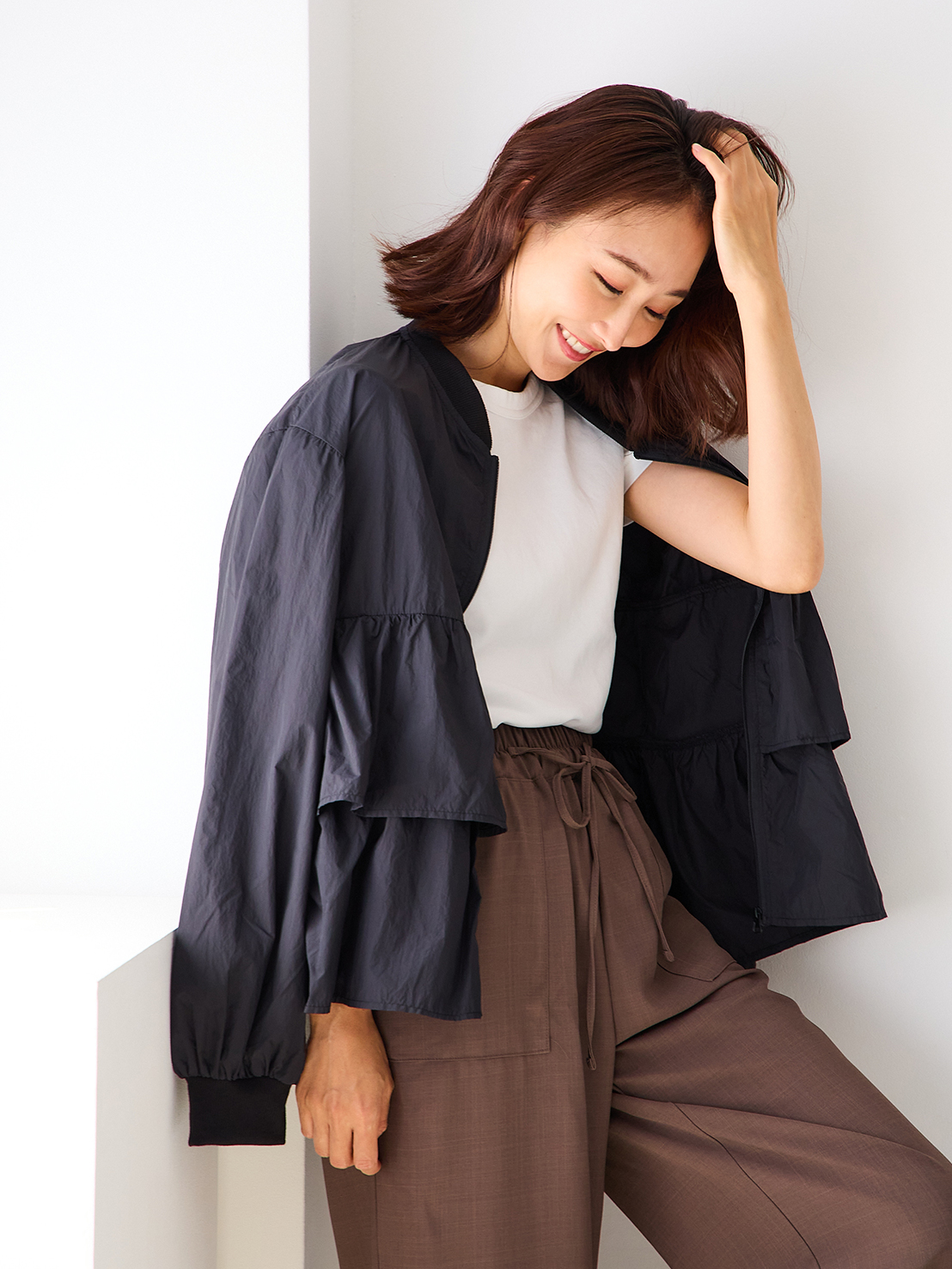 完売 Myu 袖リボンコート　ブラック ストレッチステンカラーコート 黒無地 MAJI【AOKI公式通販】