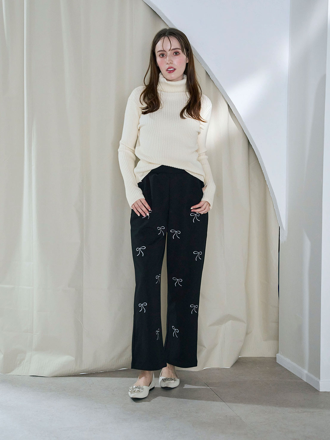 Ribbon セミワイドストレッチ美脚パンツ(sd8130)