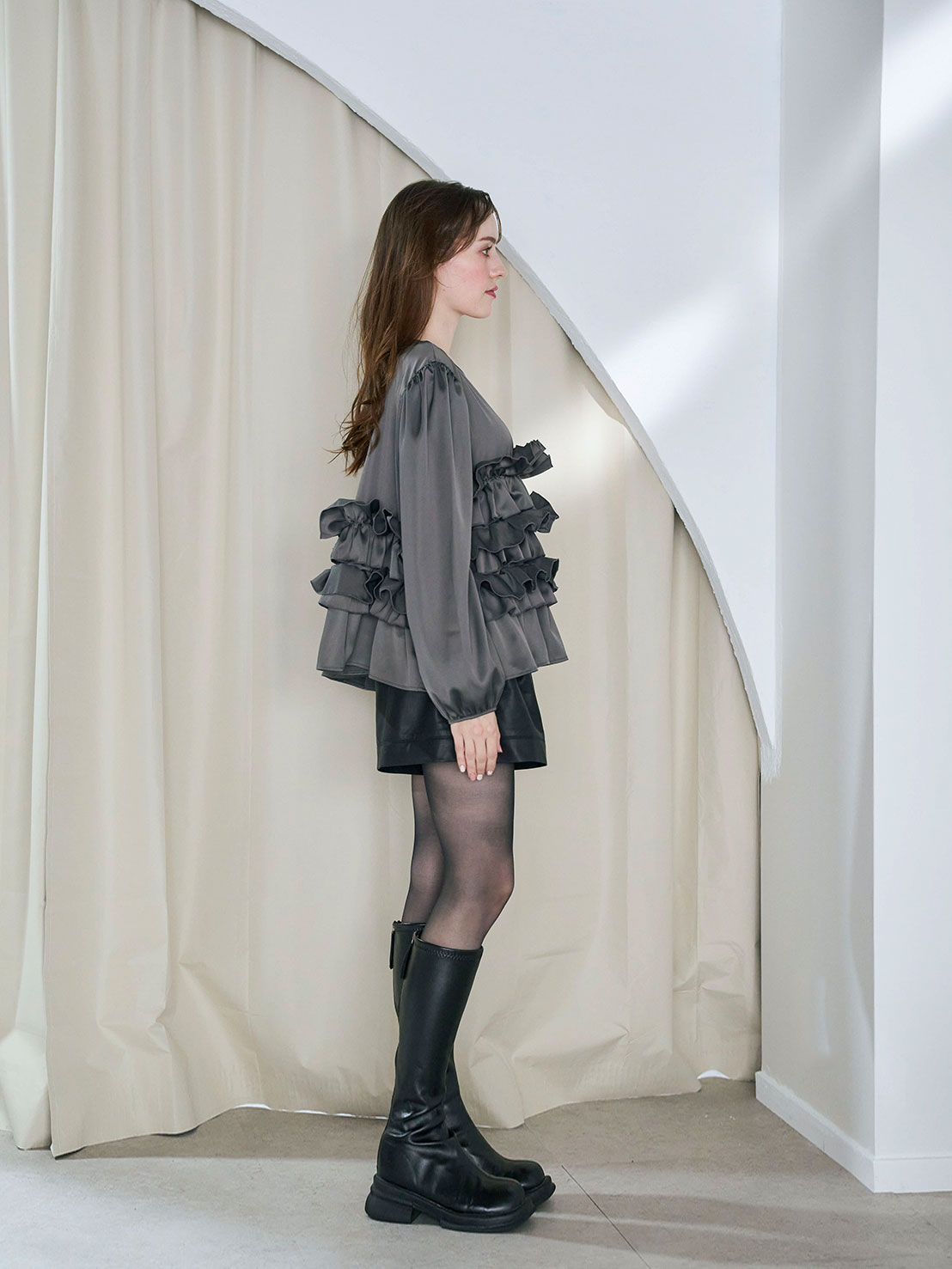 Flowerブーケサテンルーズブラウス(ma20-2509)