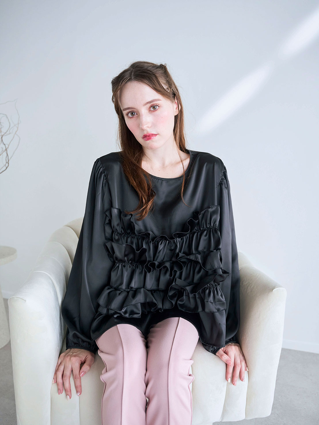 Flowerブーケサテンルーズブラウス(ma20-2509)