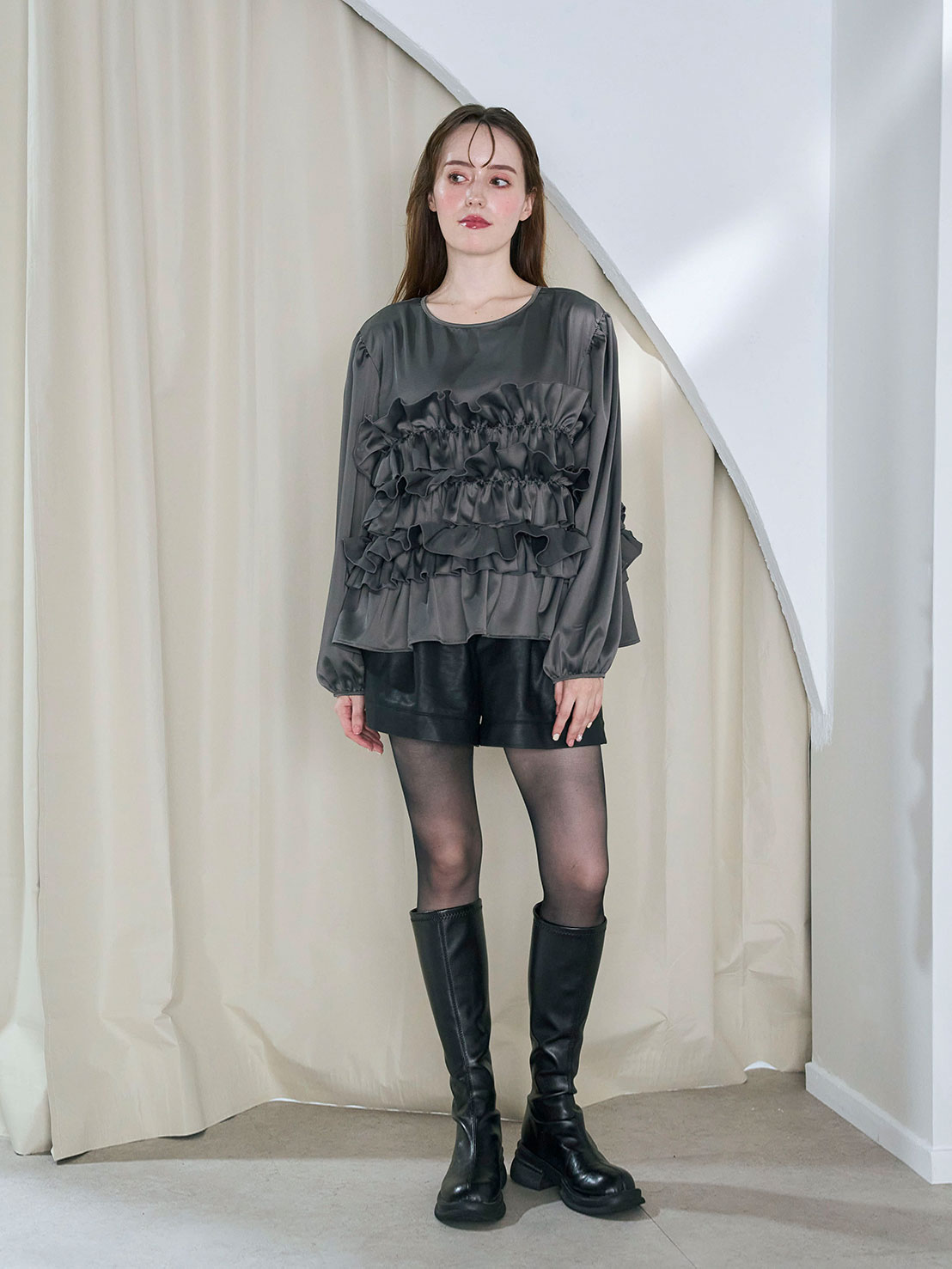 Flowerブーケサテンルーズブラウス(ma20-2509)