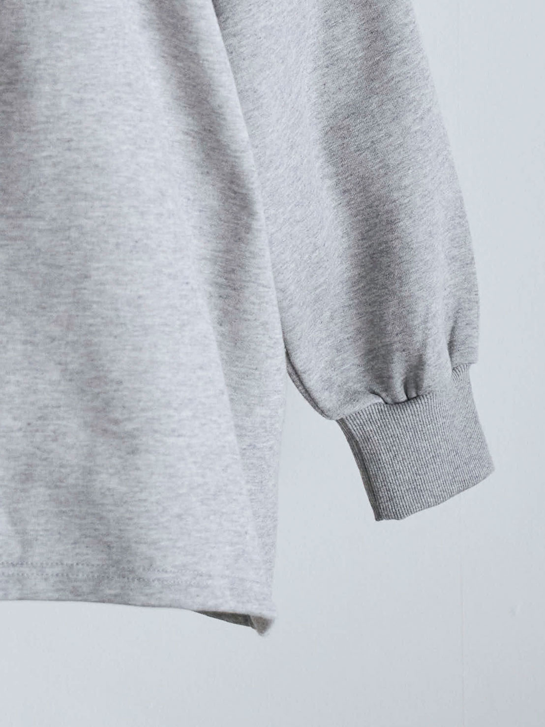 PEARLフーディ オーバーTOPS(ka004)