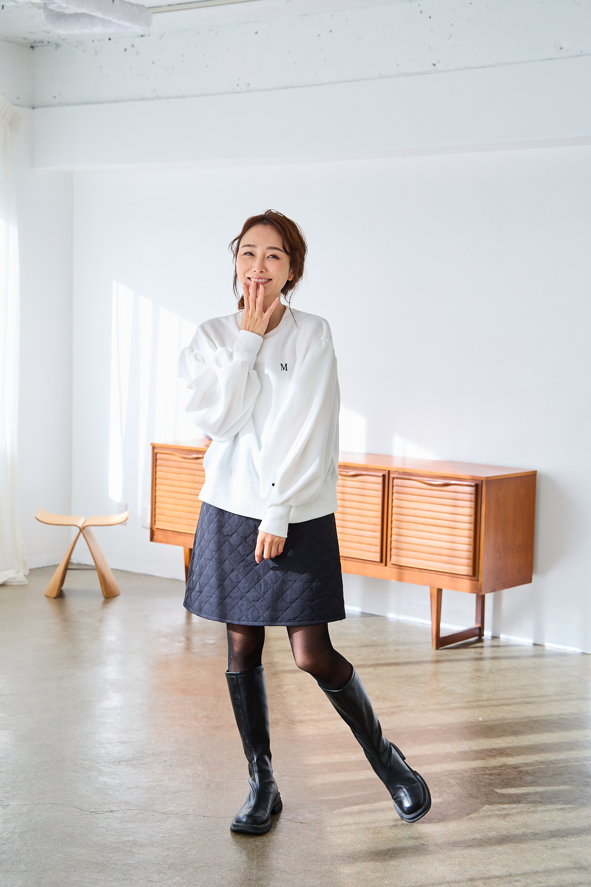 【裏起毛　刺繍入りぽわん袖プルオーバー(kbm580)】メール便OK