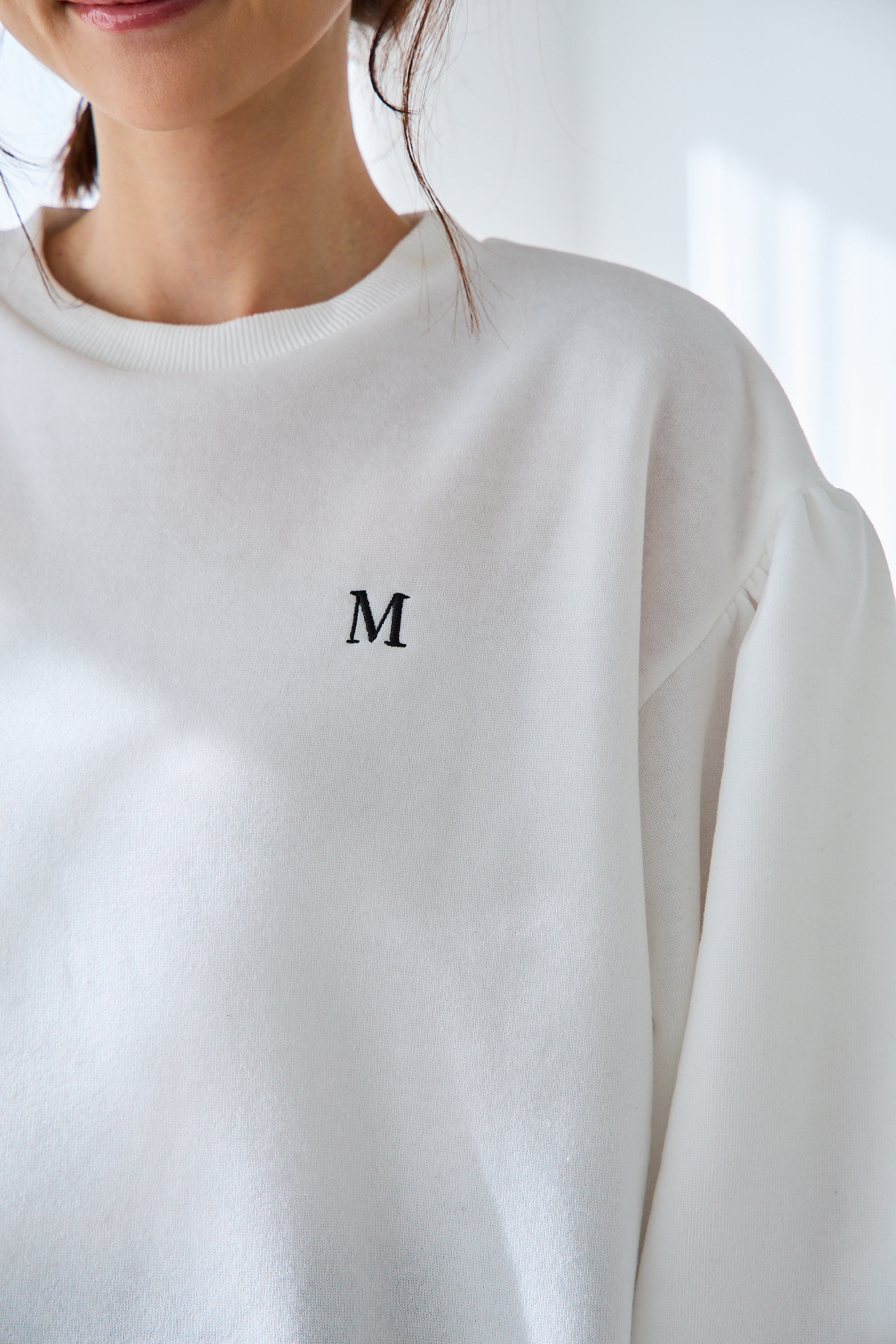 【裏起毛　刺繍入りぽわん袖プルオーバー(kbm580)】メール便OK