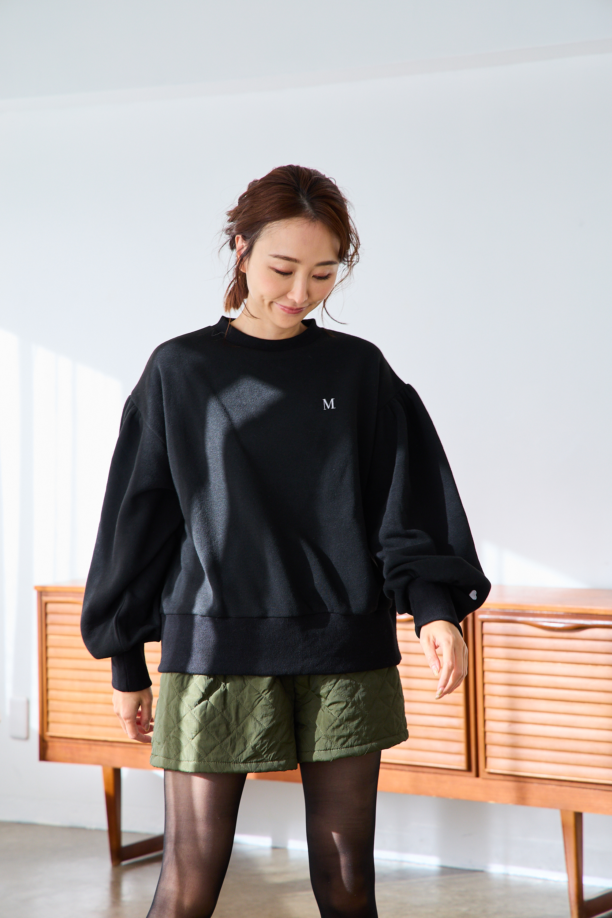 【裏起毛　刺繍入りぽわん袖プルオーバー(kbm580)】メール便OK