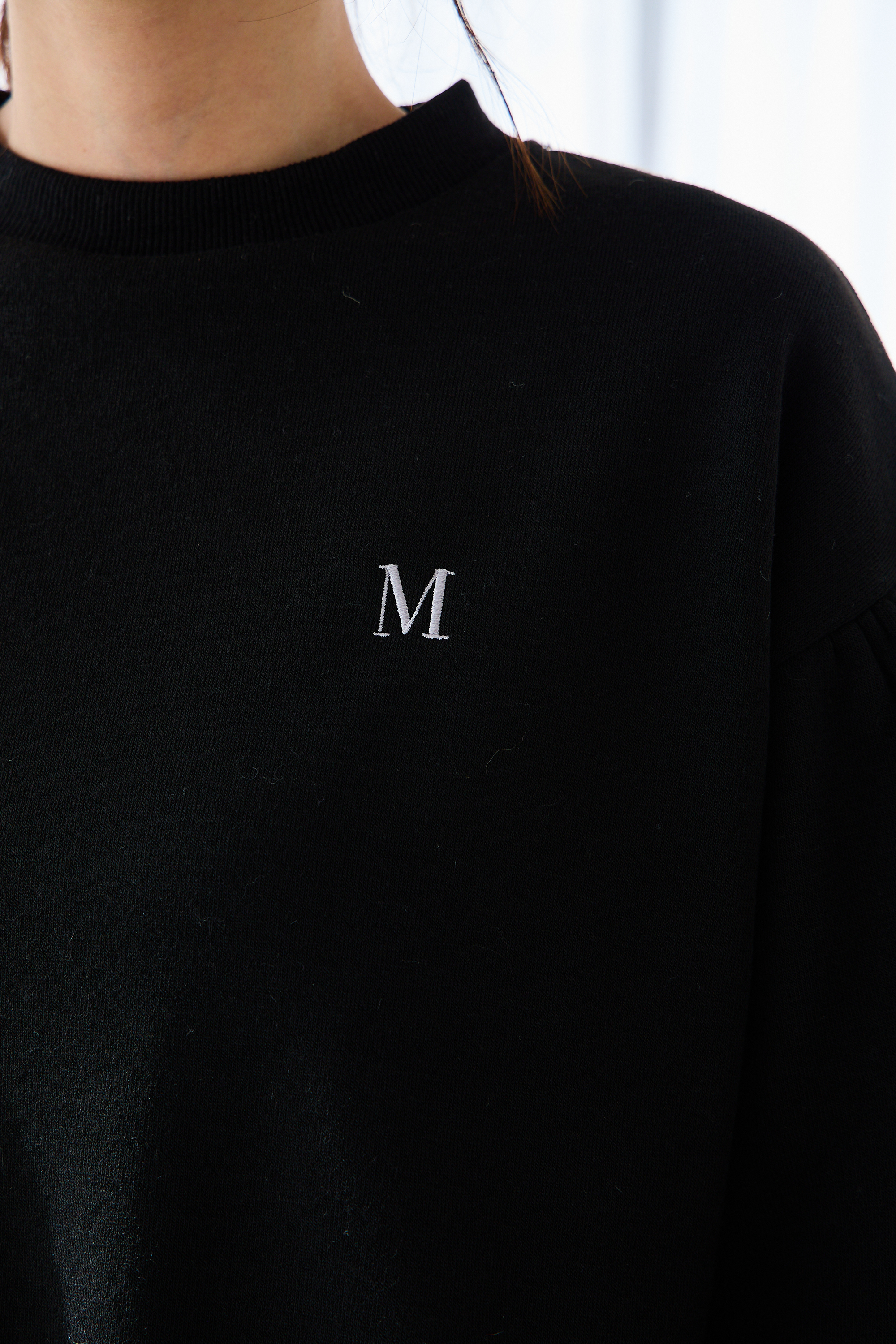 【裏起毛　刺繍入りぽわん袖プルオーバー(kbm580)】メール便OK