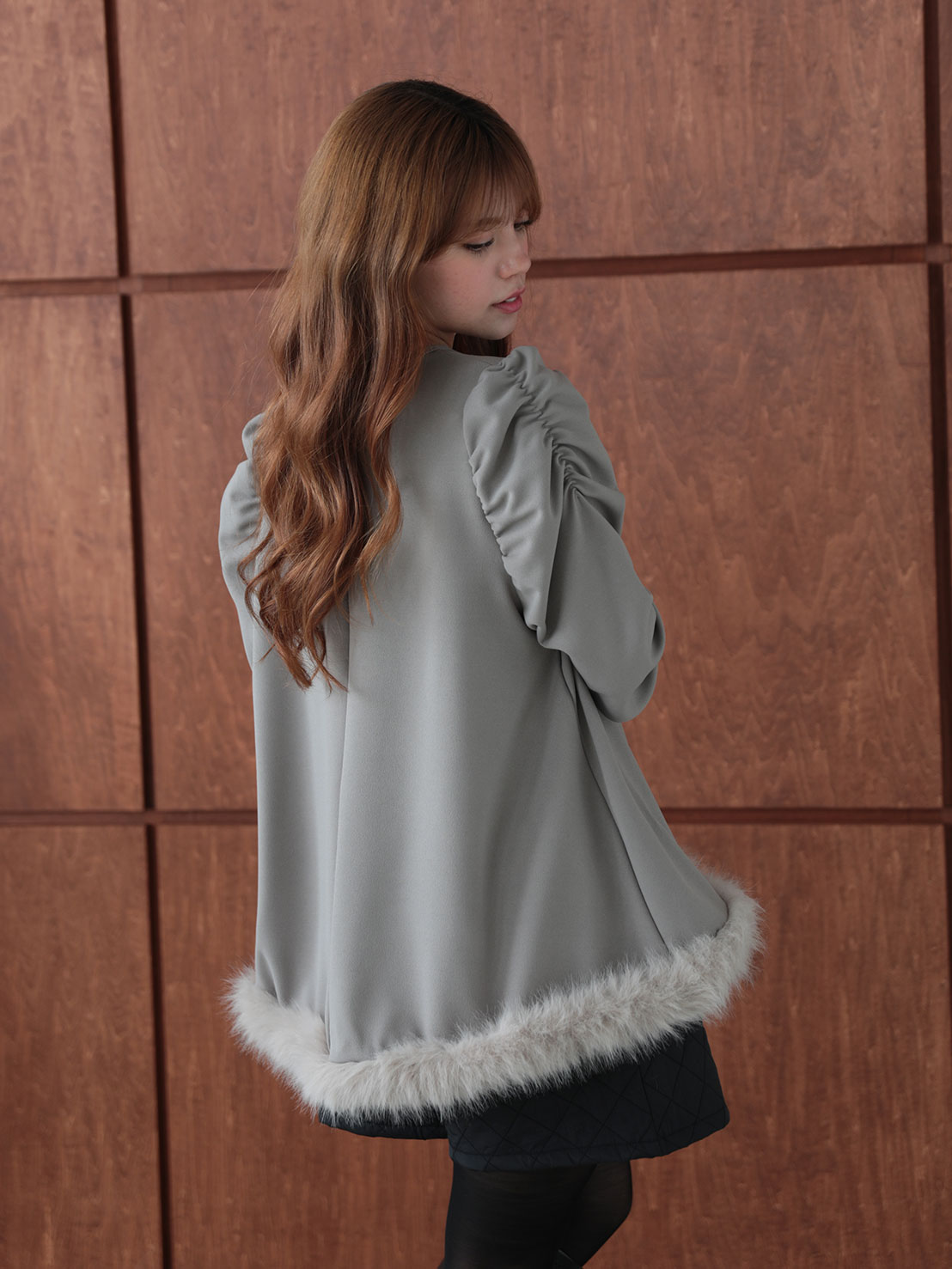 Aライン裾ファーTOPS(aj021)