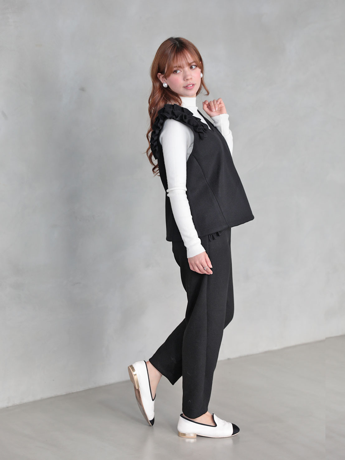 【FLOWERフリル 美脚セミカーブパンツ(ma26)】 ♥ノベルティ対象商品♥