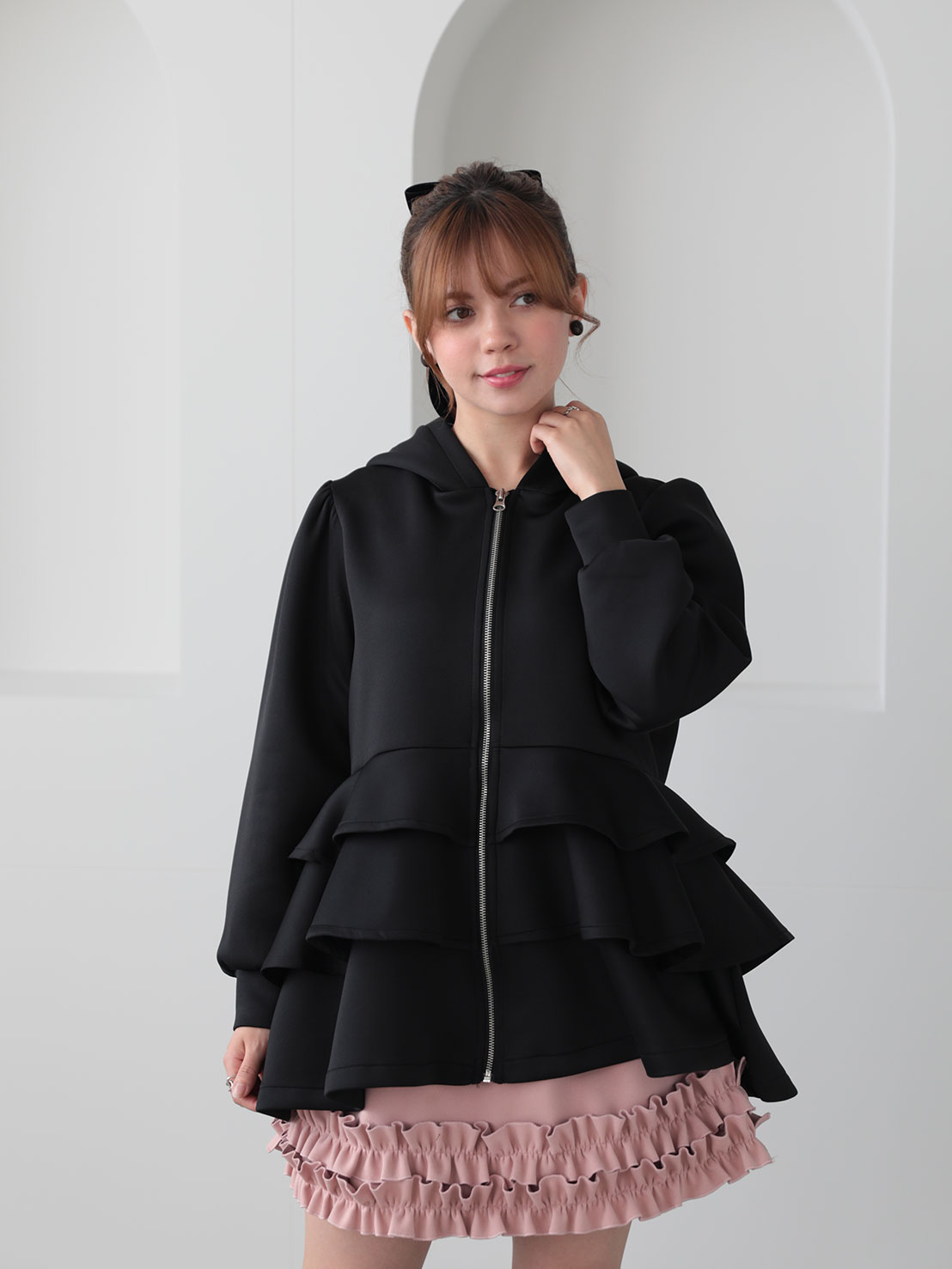 3段フリルフーディーパーカー(ma21)TH