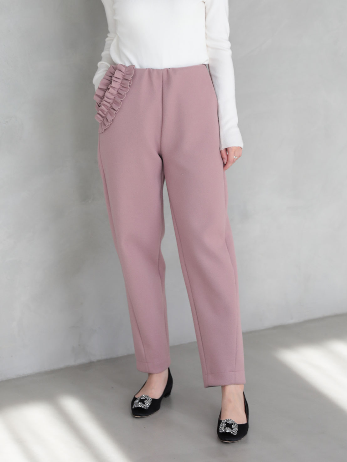 【FLOWERフリル 美脚セミカーブパンツ(ma26)】 ♥ノベルティ対象商品♥