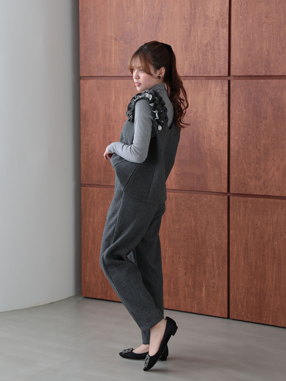 【FLOWERフリル 美脚セミカーブパンツ(ma26)】 ♥ノベルティ対象商品♥