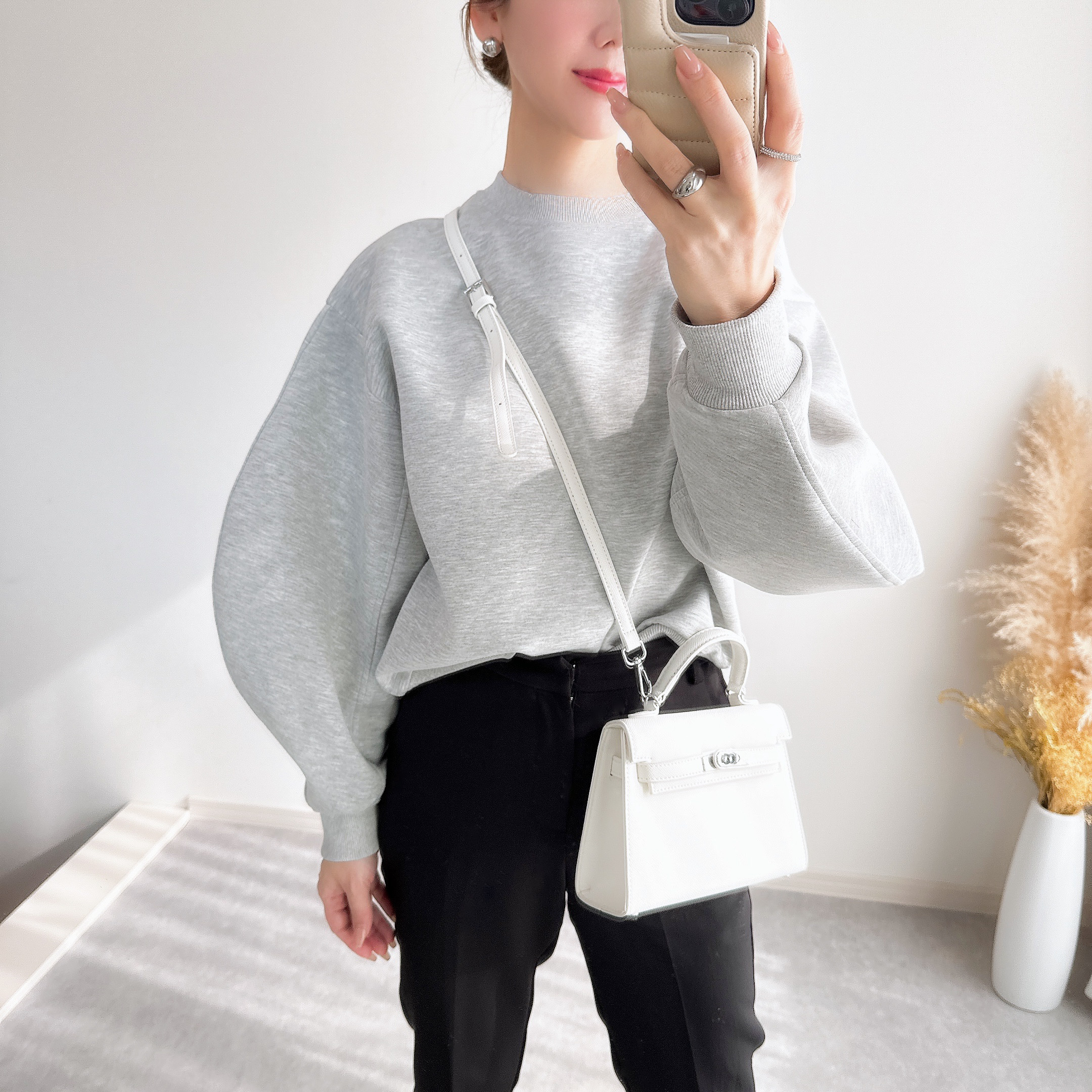 @m_i_mm_a×Myuコラボ【カーブスリーブプルオーバー(kbm599シンプル)】メール便OK