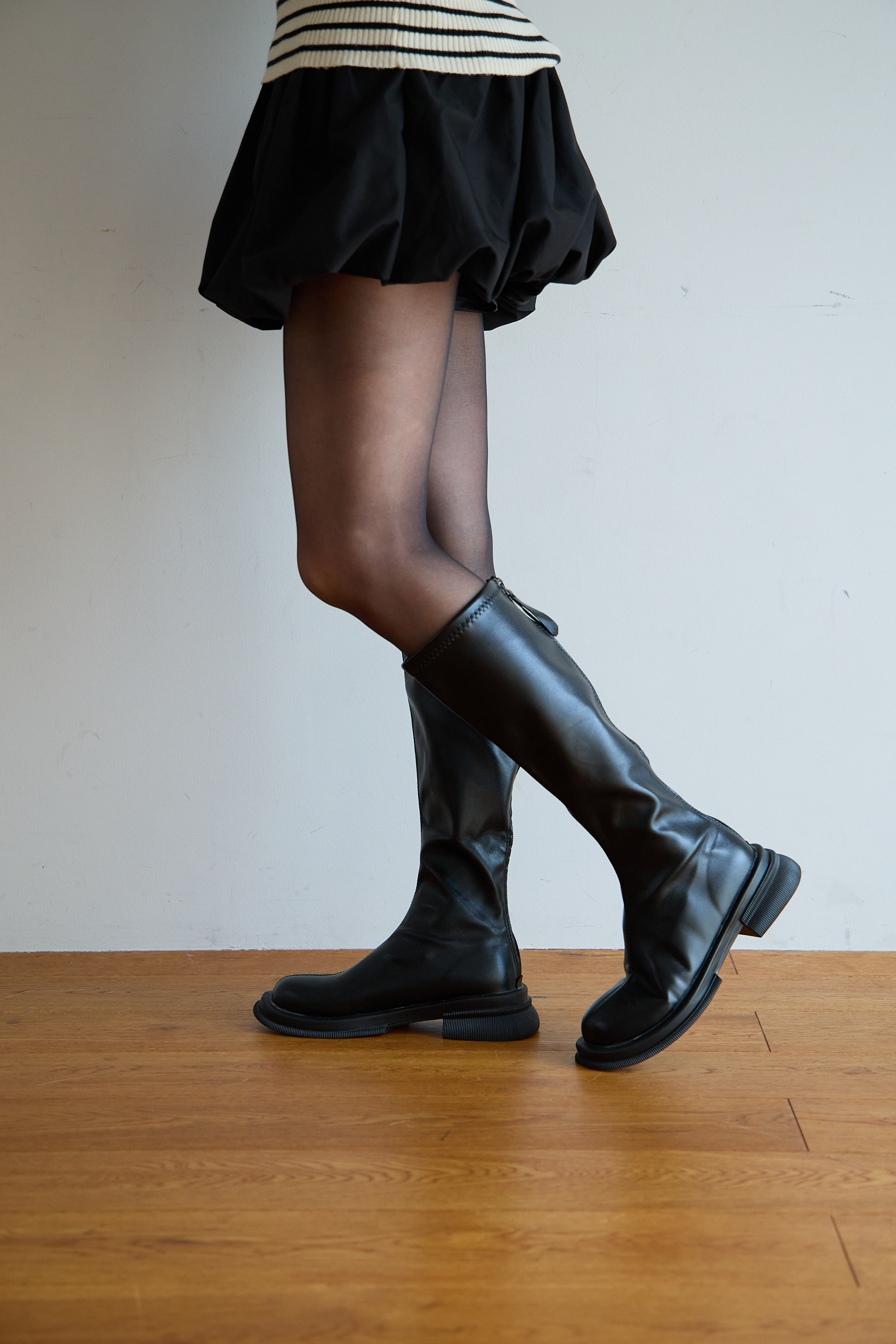 【超軽量美脚見せロングブーツ(ab575)】メール便OK