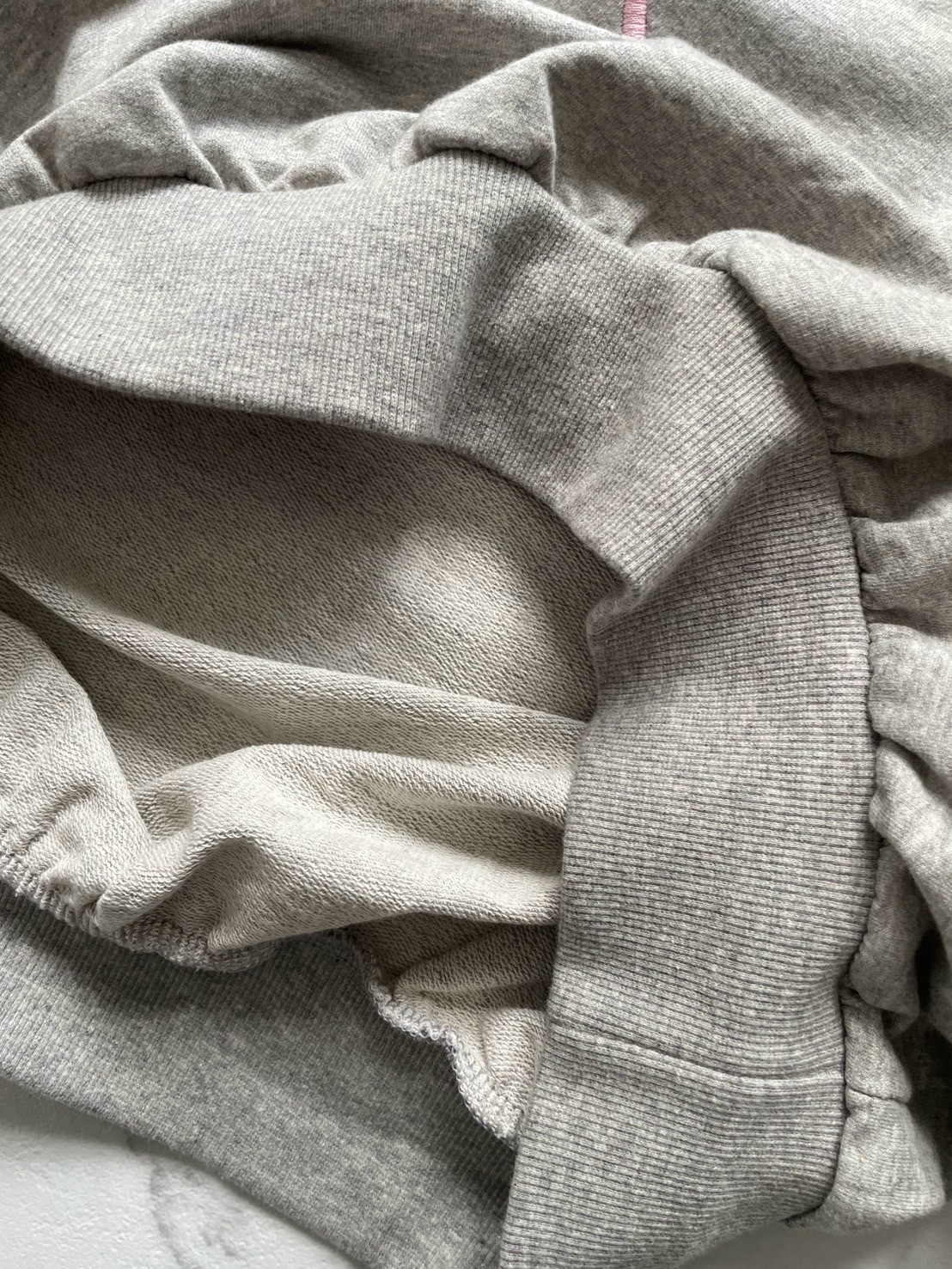 【Happyロゴスウェット（kk2503-a4）】