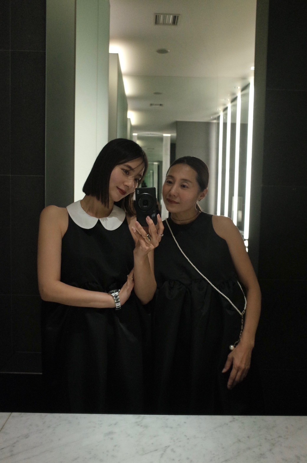 【えりか様みく様コラボ　付け衿　アメスリサテンワンピース(kbm592)】メール便OK