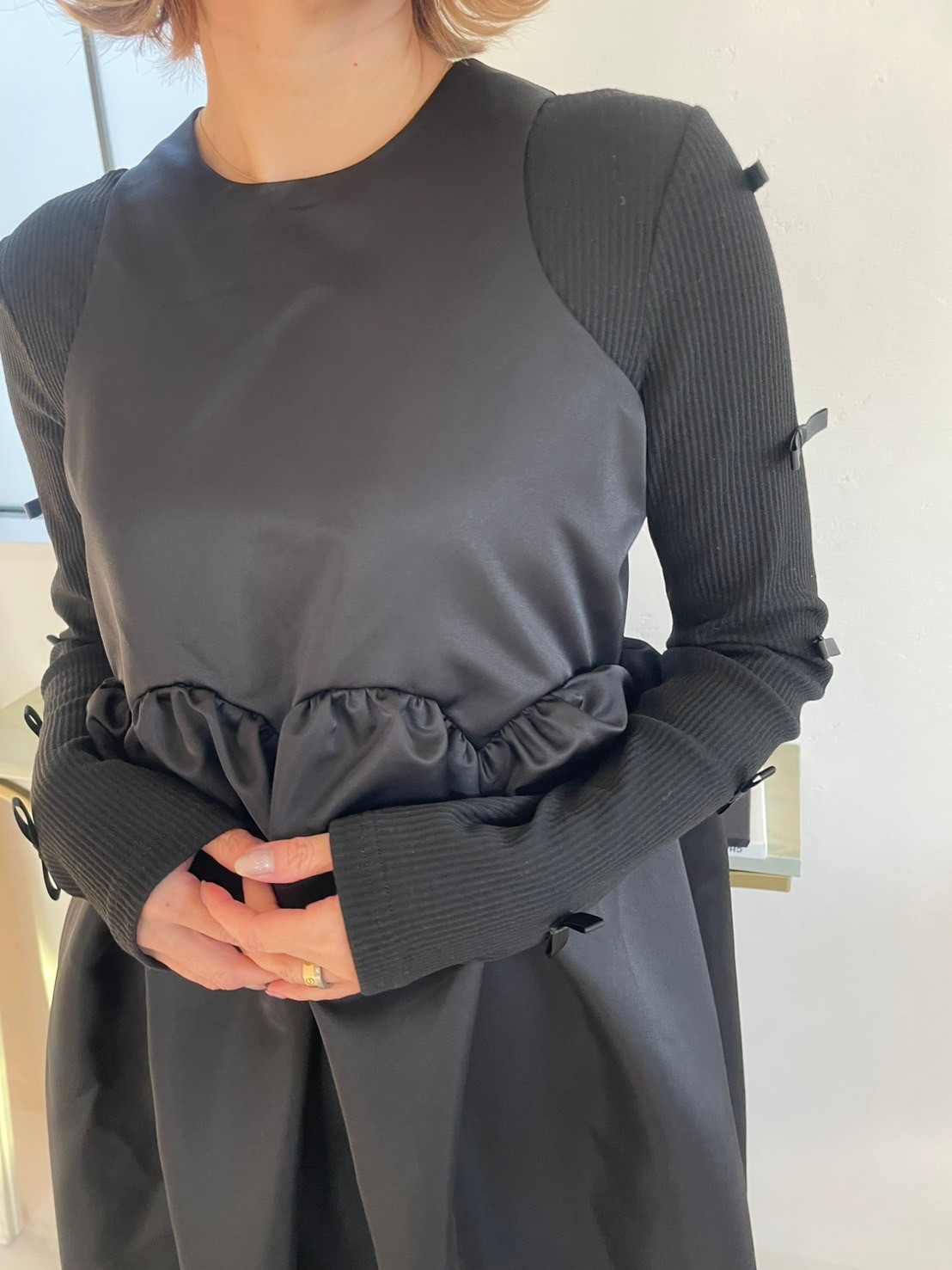 【えりか様みく様コラボ　付け衿　アメスリサテンワンピース(kbm592)】メール便OK