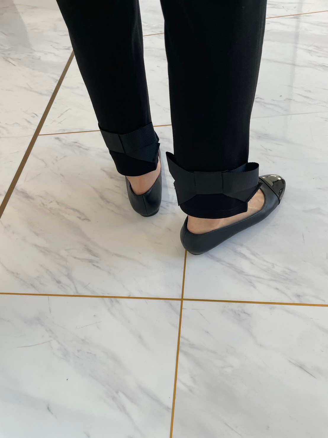 【スーパーストレッチ極楽＆超美脚パンツ/スリットあり(kbm566)】