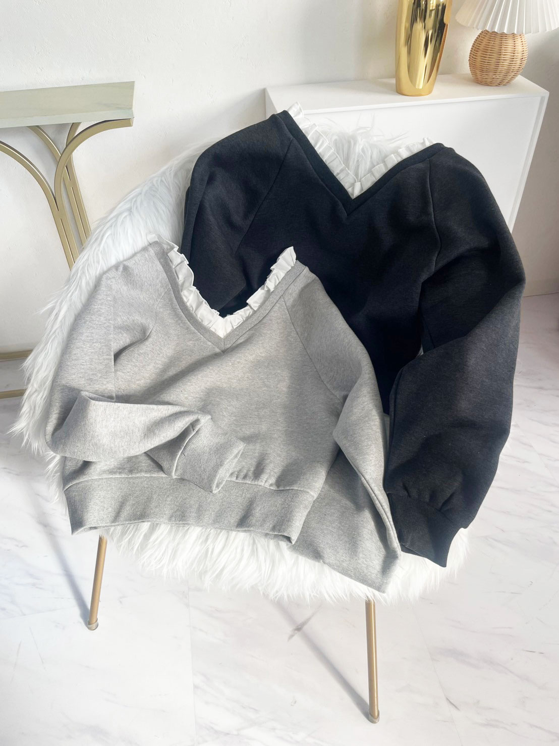 【Vネックフリルスウェットトップス(myu1203)】