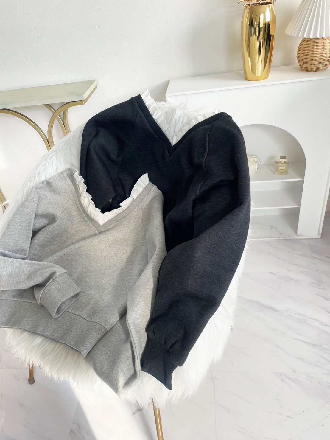 【Vネックフリルスウェットトップス(myu1203)】