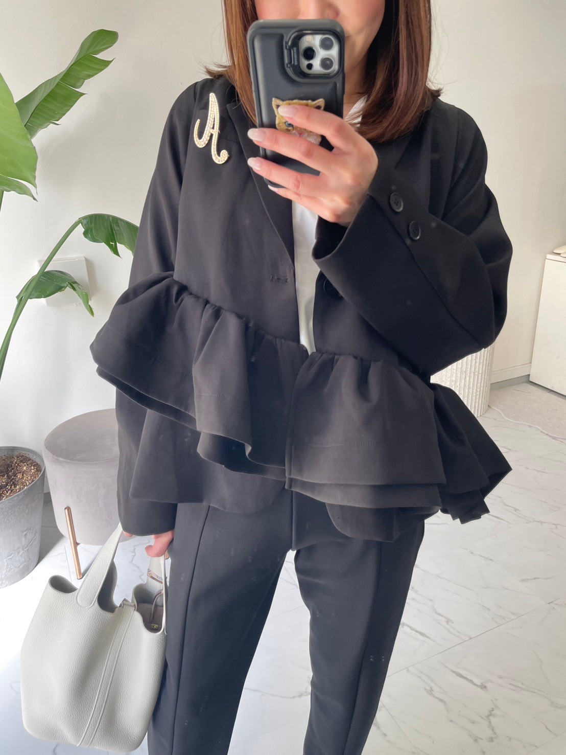 【アシンメトリー　フリルジャケット(kbm613)】メール便OK