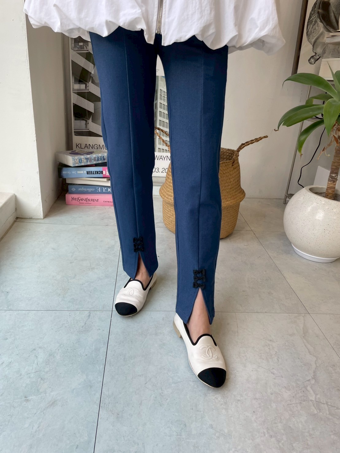 柔らかストレッチデニムリボン美脚パンツ(myu1212)