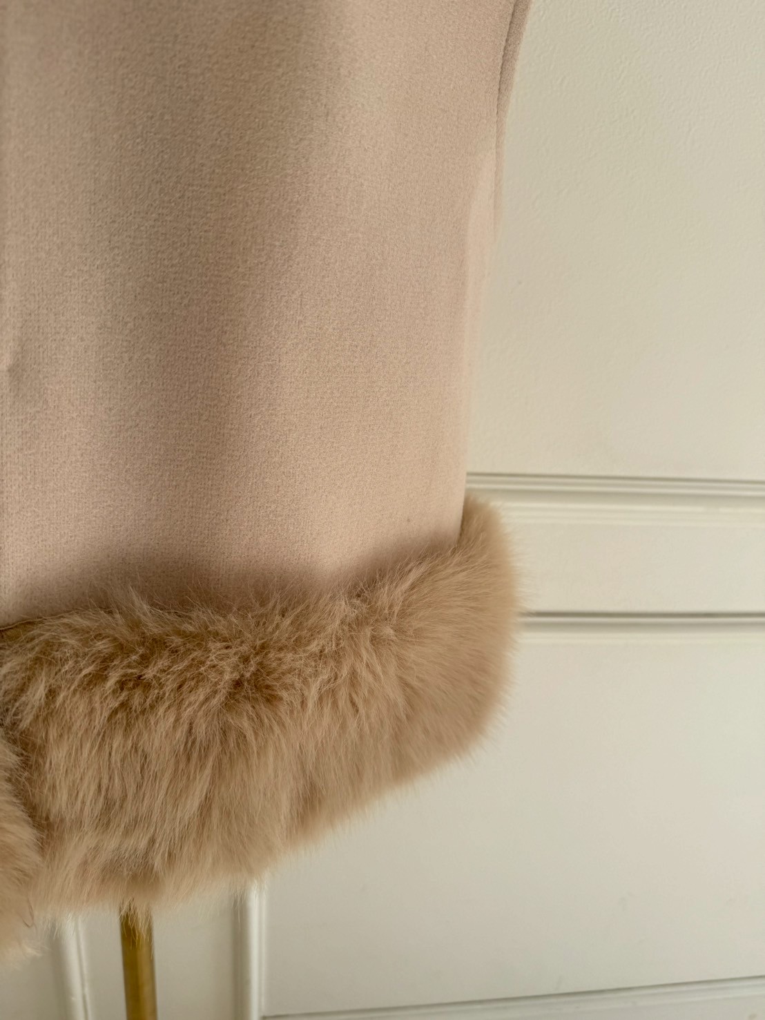 @m_i_mm_a×Myuコラボ　SUSOファー切替ジレ(aj013)TH ▲ノベルティ対象商品▲