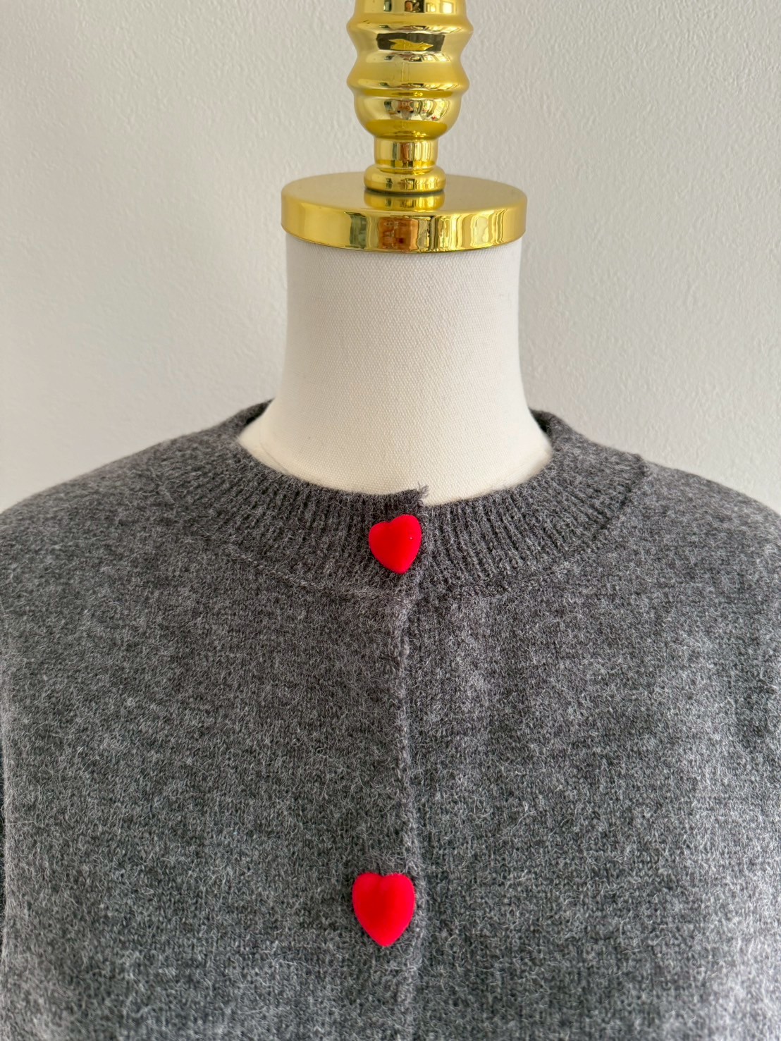 HEARTボタン ニットカーディガン(sp339002)