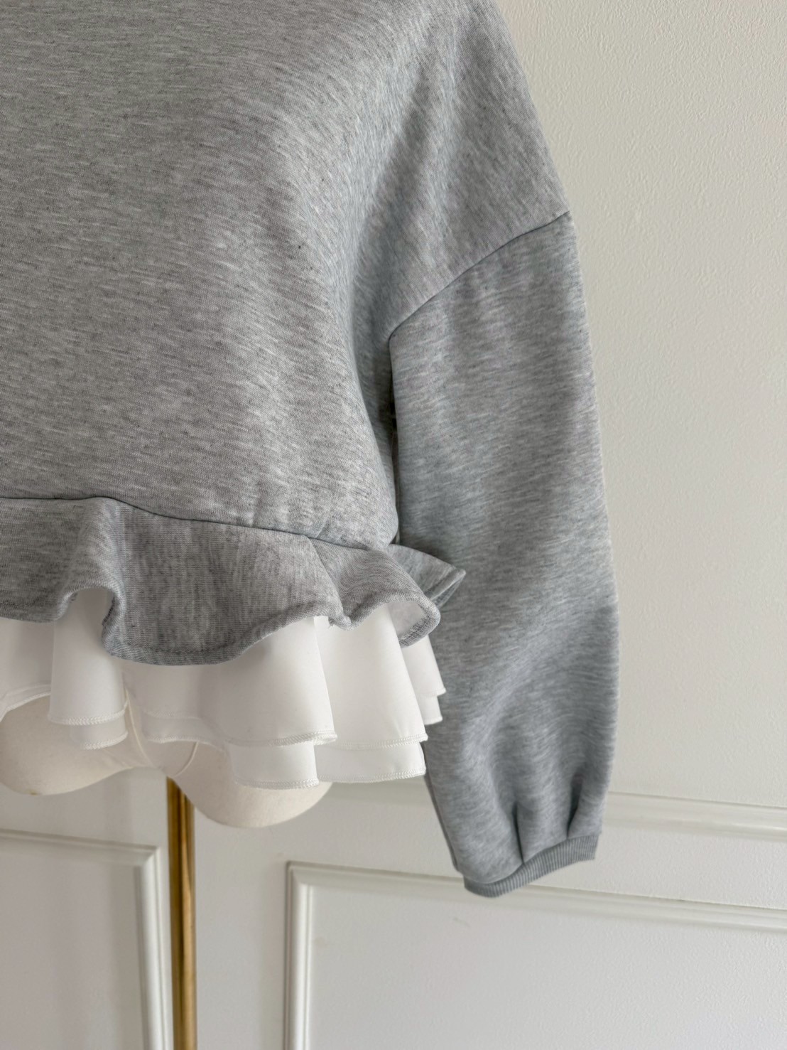 裾フリル裏起毛オーバーTOPS(aj026)