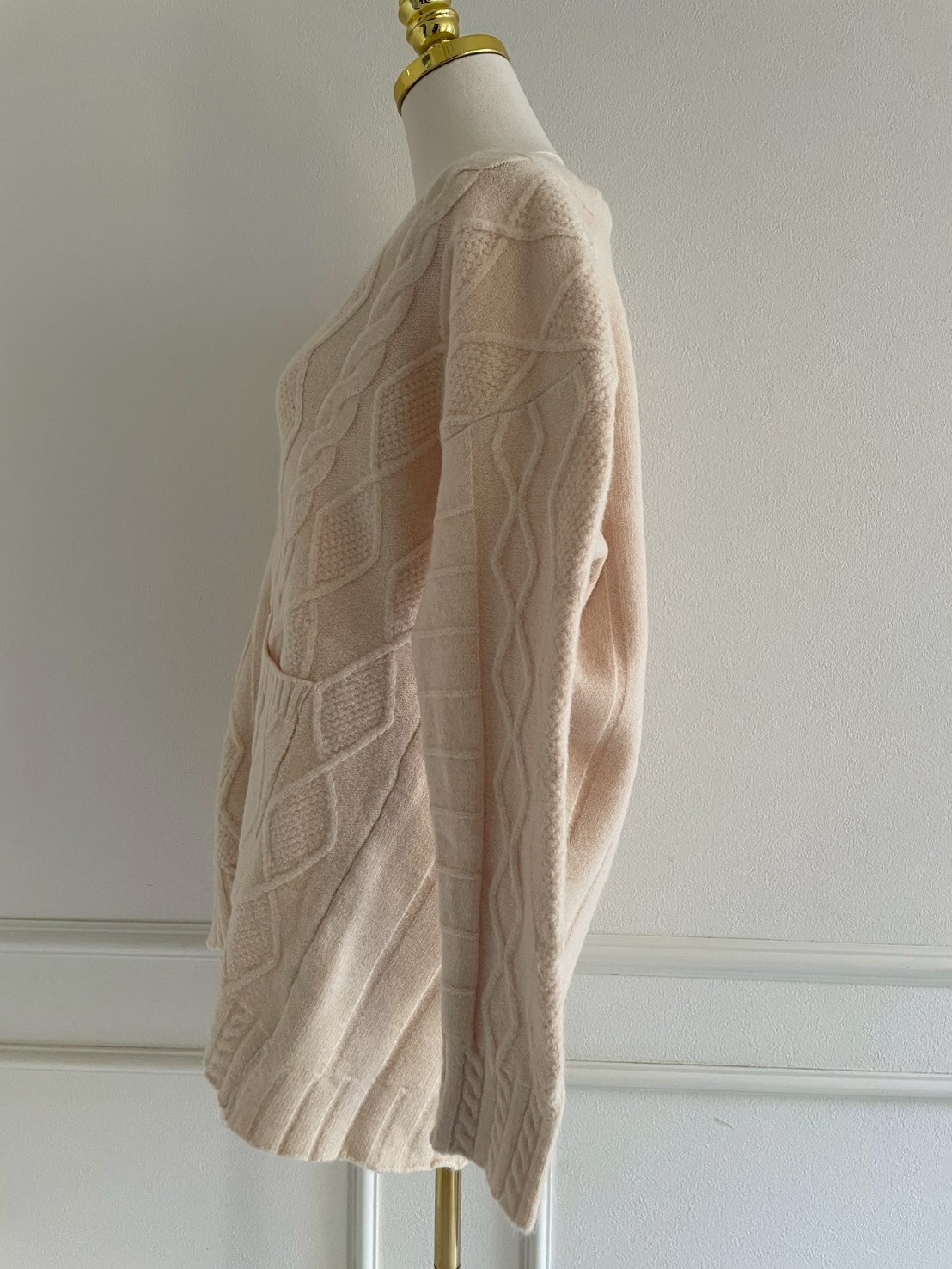 ケーブル編みオーバーニットカーディガン(SZ11-22)