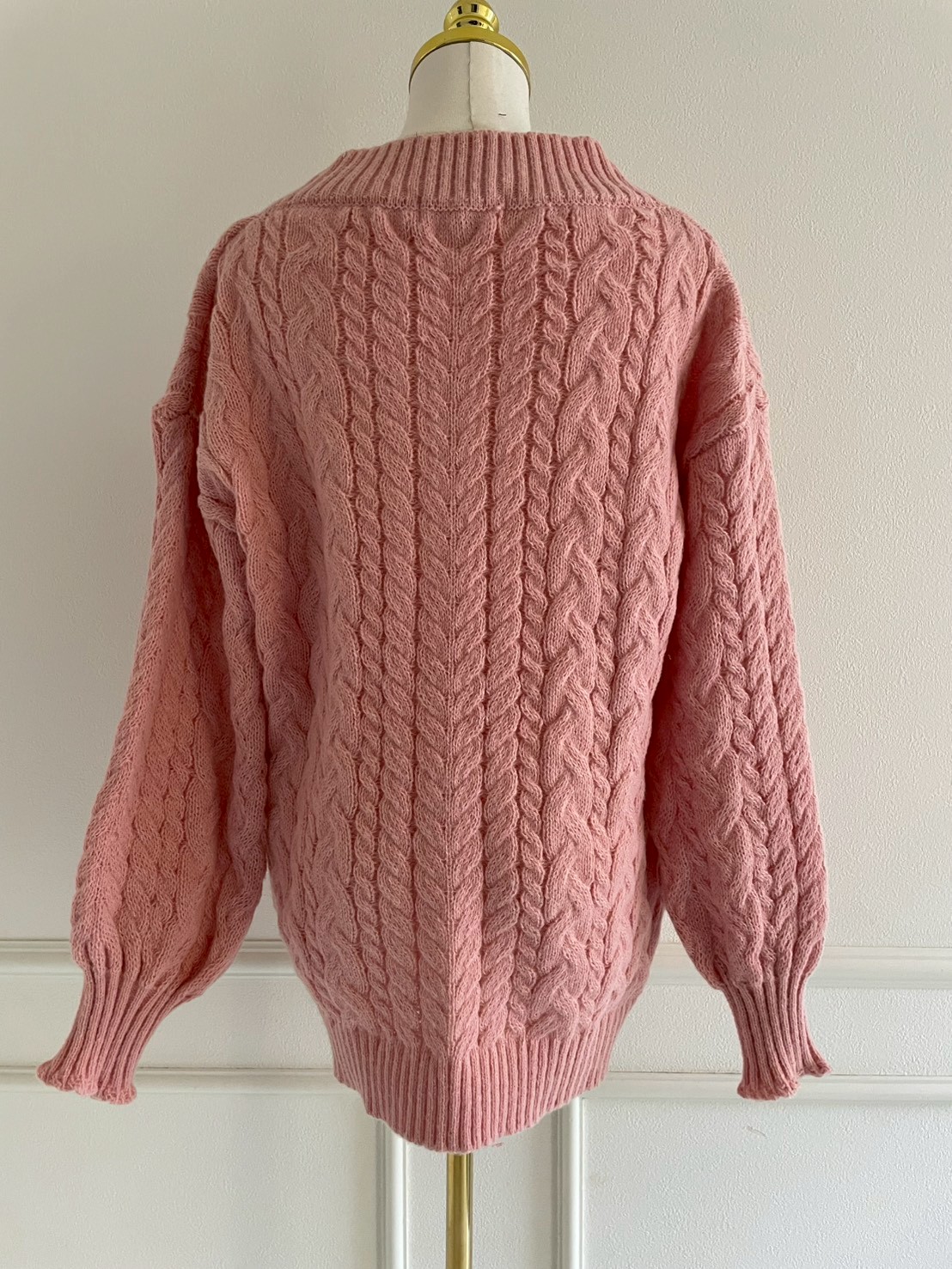 ケーブル編みVネックオーバーニット(SZ11-15)