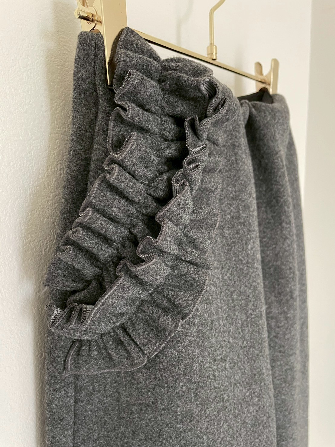 【FLOWERフリル 美脚セミカーブパンツ(ma26)】 ♥ノベルティ対象商品♥