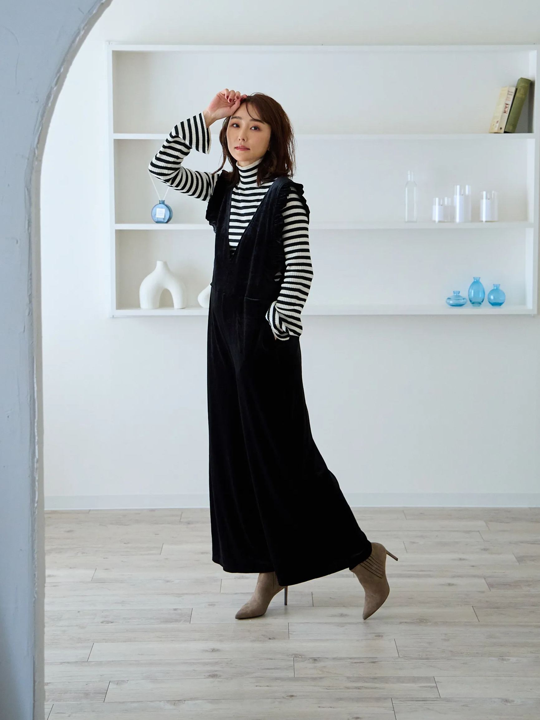 【ベロアロンパース(kbm562)】メール便OK