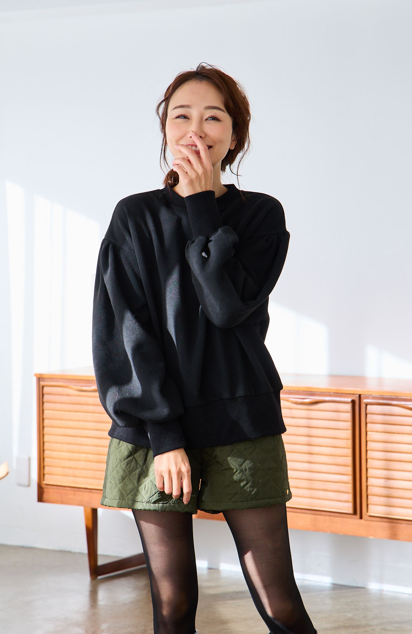 【裏起毛　刺繍入りぽわん袖プルオーバー(kbm580)】メール便OK