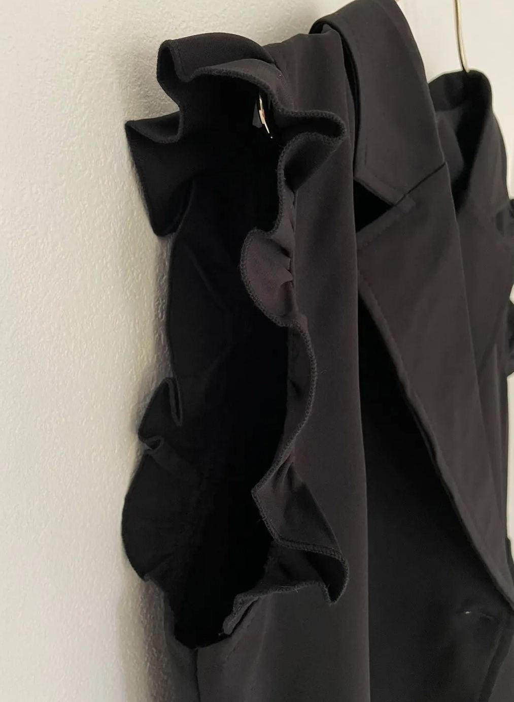 【ショルダーフリル パールボタン デザインベスト(sd0086)(89123)】