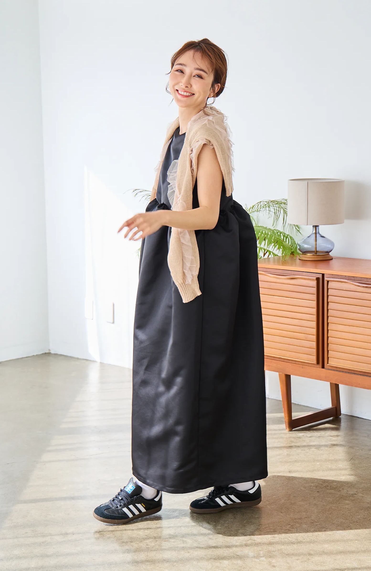 【えりか様みく様コラボ　付け衿　アメスリサテンワンピース(kbm592)】メール便OK