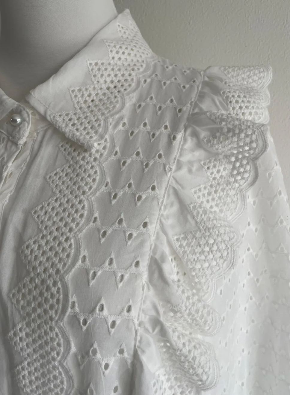 【コットンフリルブラウス（kk2503-a3）】