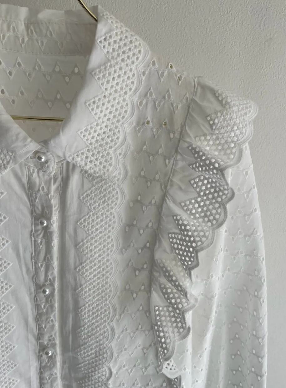 【コットンフリルブラウス（kk2503-a3）】