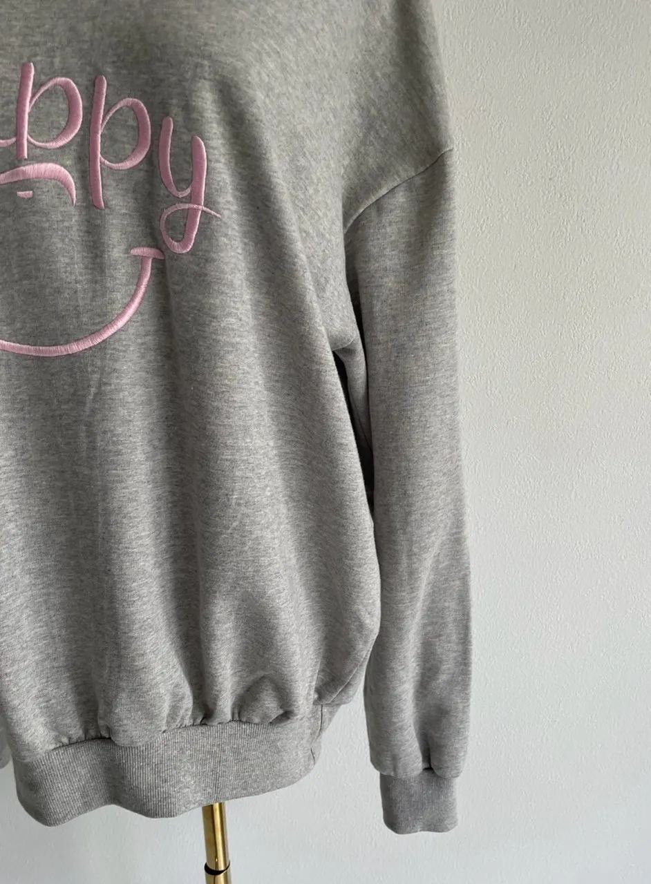 【Happyロゴスウェット（kk2503-a4）】