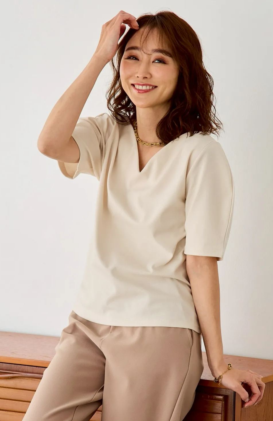 【Vネック美ラインTシャツ(myu39)】メール便OK