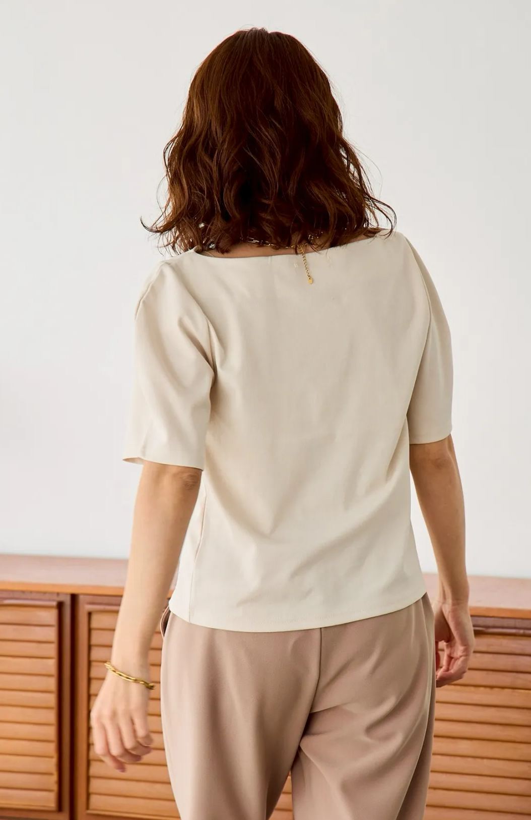 【Vネック美ラインTシャツ(myu39)】メール便OK