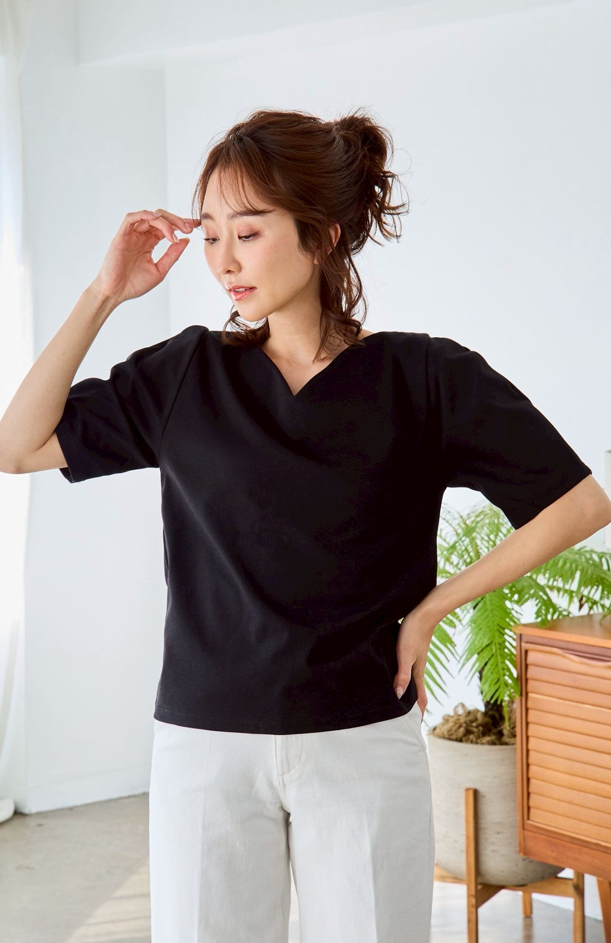 【Vネック美ラインTシャツ(myu39)】メール便OK