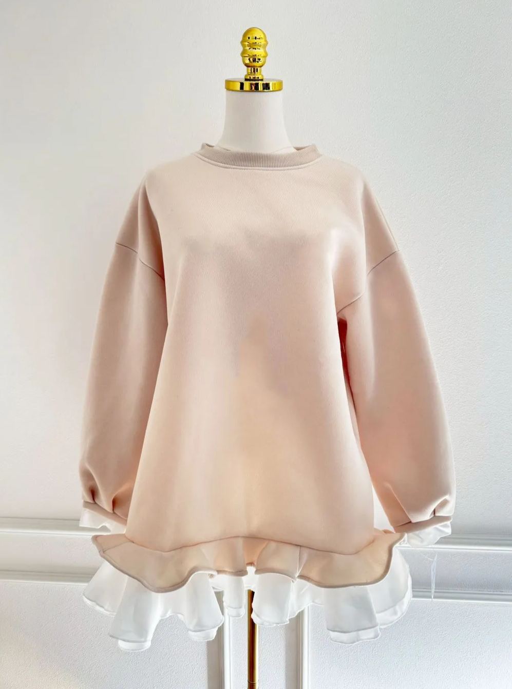 【12/8  11:00~新色発売スタート!!期間限定52%OFF!!】 裾フリル裏起毛オーバーTOPS(aj024)TH