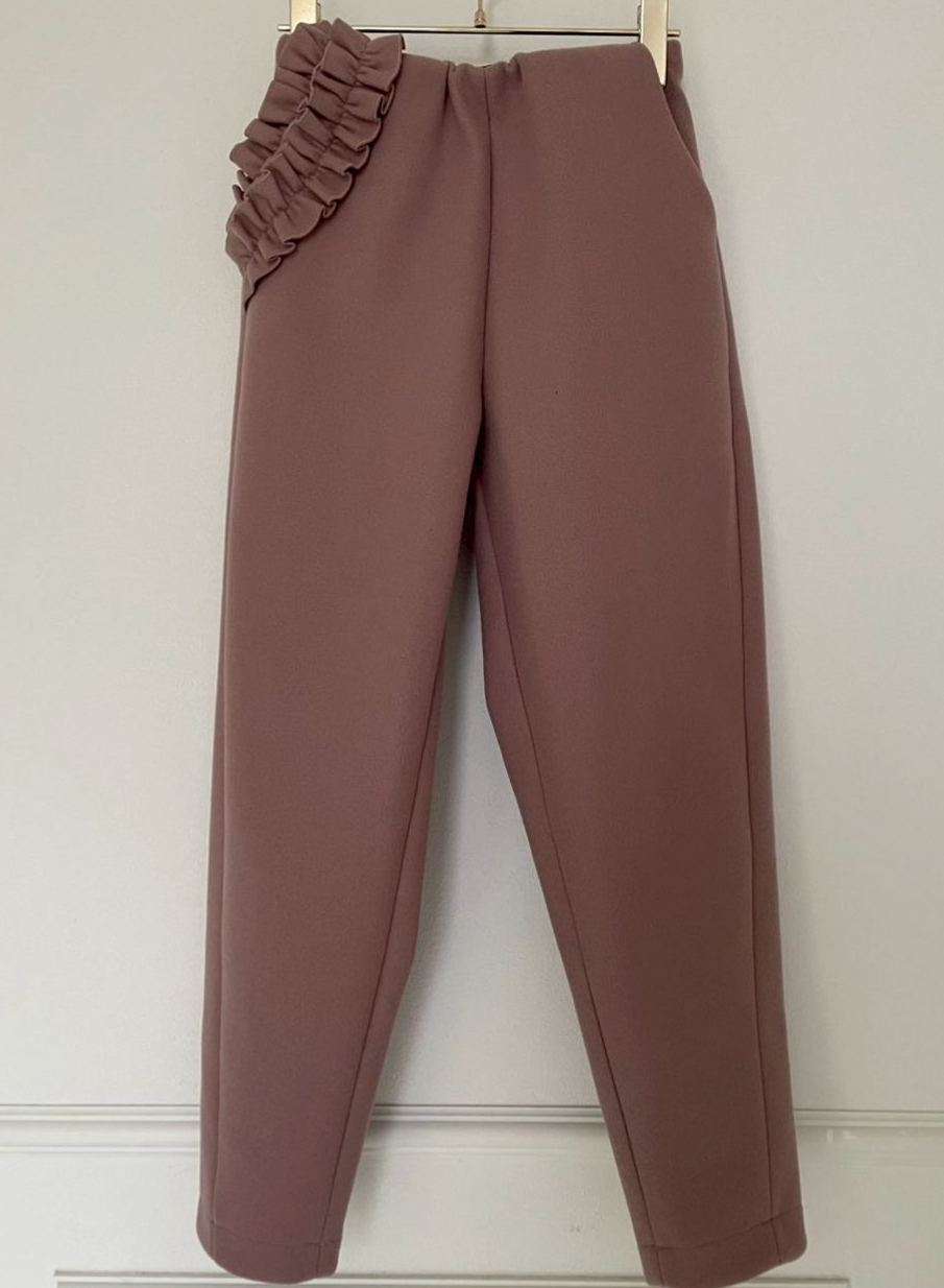 【FLOWERフリル 美脚セミカーブパンツ(ma26)】 ♥ノベルティ対象商品♥