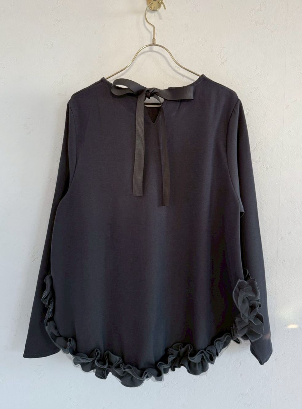 FRILL×RIBBON tops