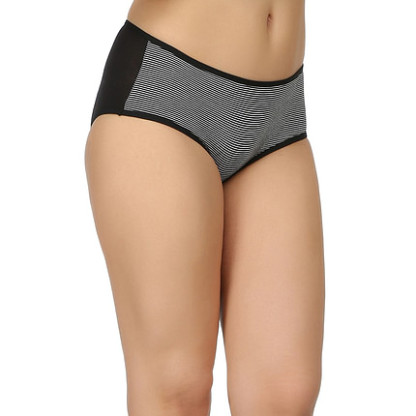  8 Pcs Set-Hipster 3 Panties, 4 Full Coverage Bras @ Just Rs.599/-  