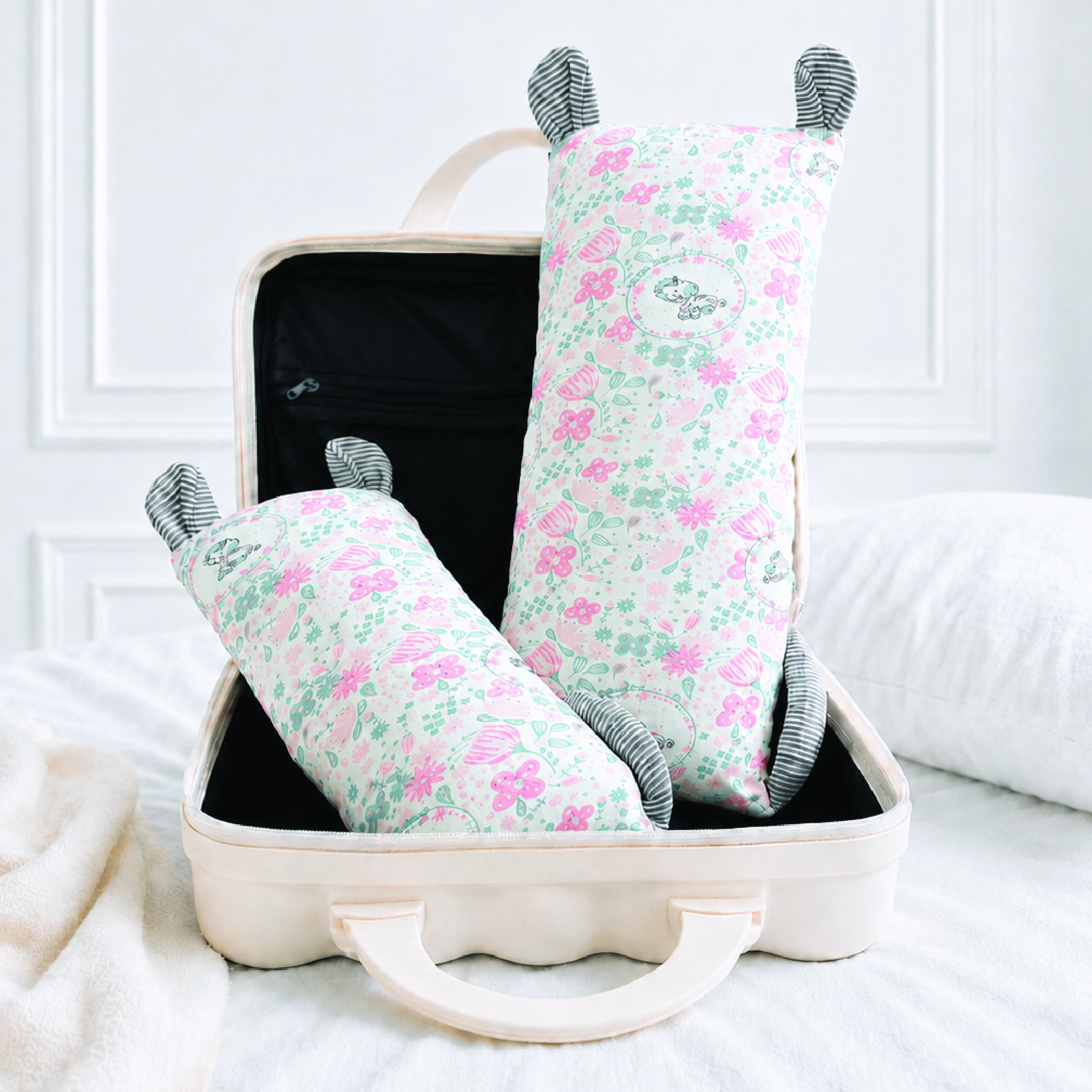 Baby Girl Sweet Bloom HugHug Pillow Set